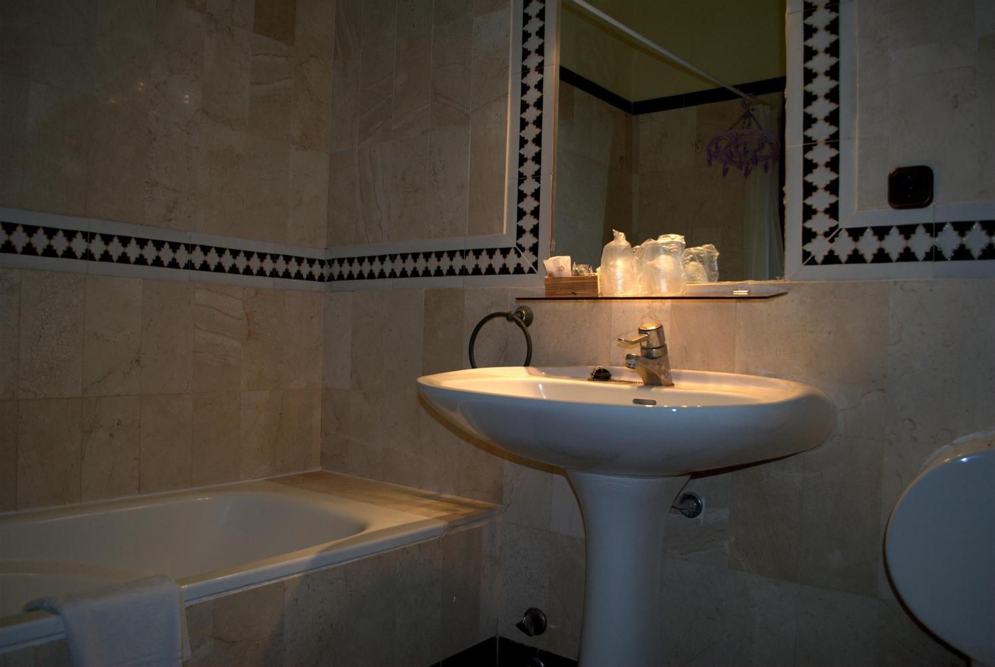 Hotel Balneario De Sierra Alhamilla Pechina Bilik gambar